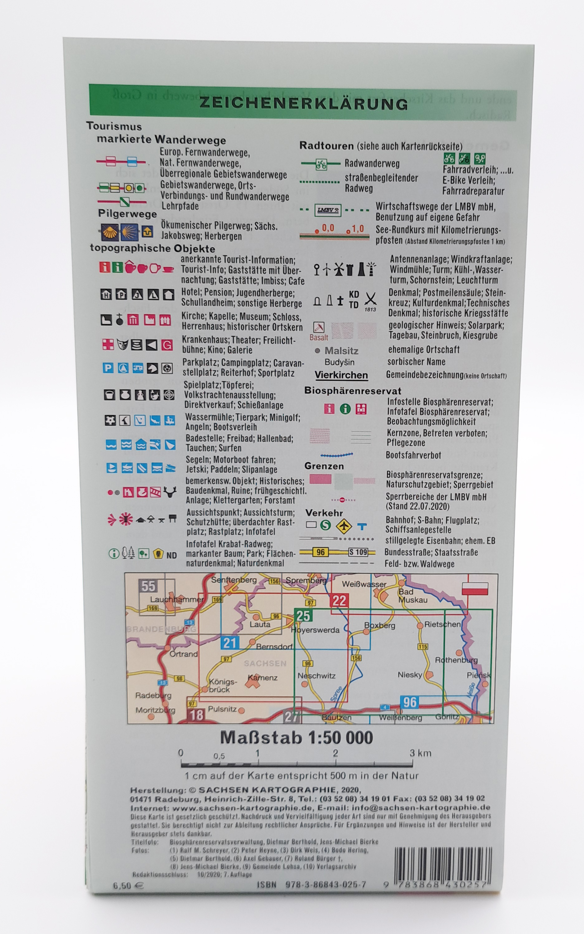Auf der Rückseite der Rad- und Wanderkarte zur Oberlausitzer Heide- Teichlandschaft ist die Legende abgebildet.